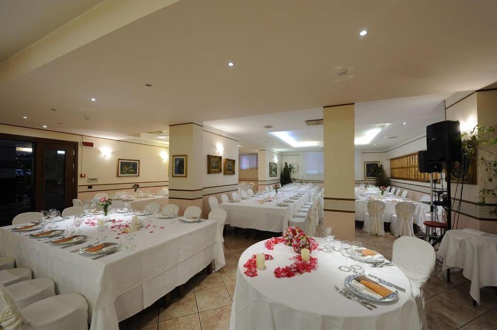Hotel Europa Norcia Exterior photo